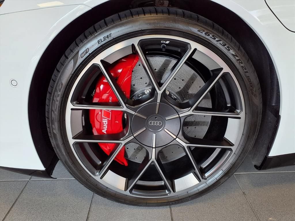 2026 Audi RS e-tron GT performance