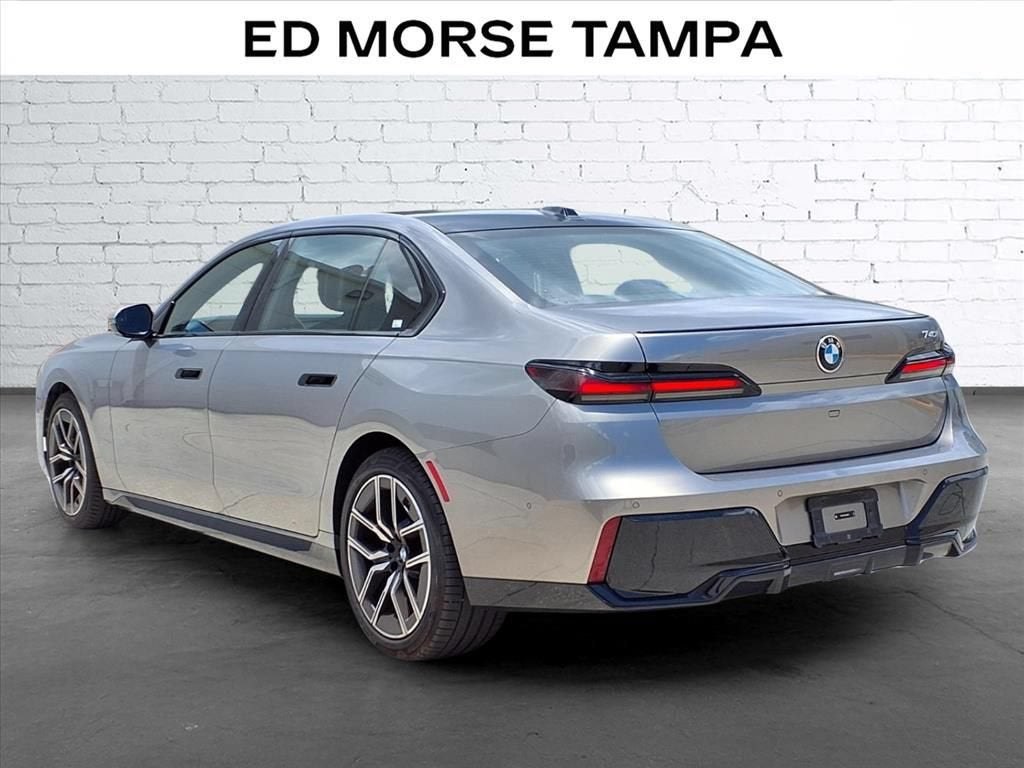 2023 BMW 7 Series 740i