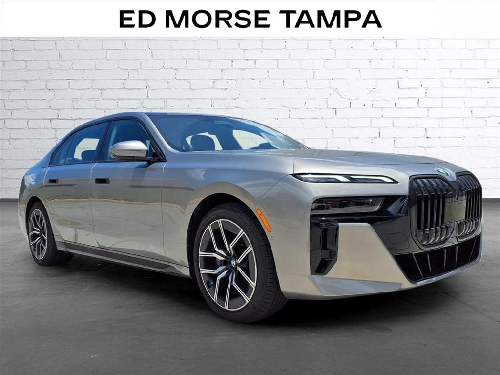 2023 BMW 7 Series 740i