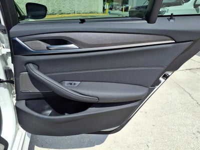 2022 BMW 5 Series 530i