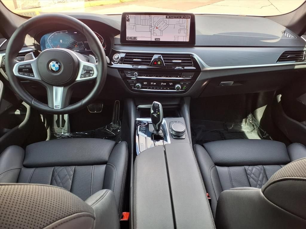 2022 BMW 5 Series 530i