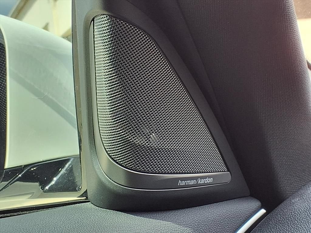 2022 BMW 5 Series 530i