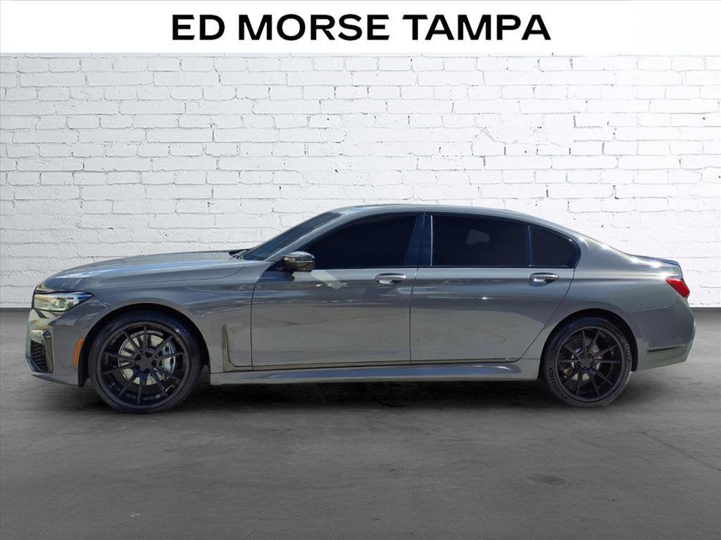 2022 BMW 7 Series 740i