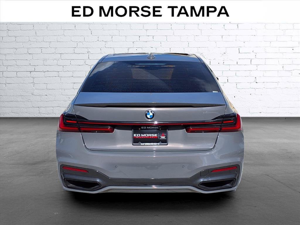 2022 BMW 7 Series 740i