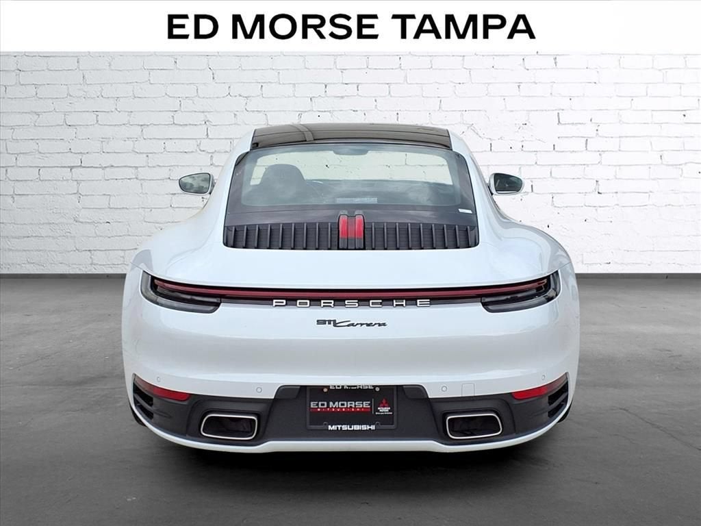 2020 Porsche 911 Carrera