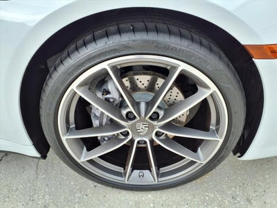 2020 Porsche 911 Carrera