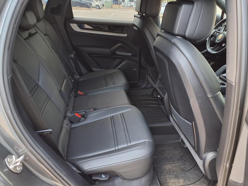 2024 Porsche Cayenne NA