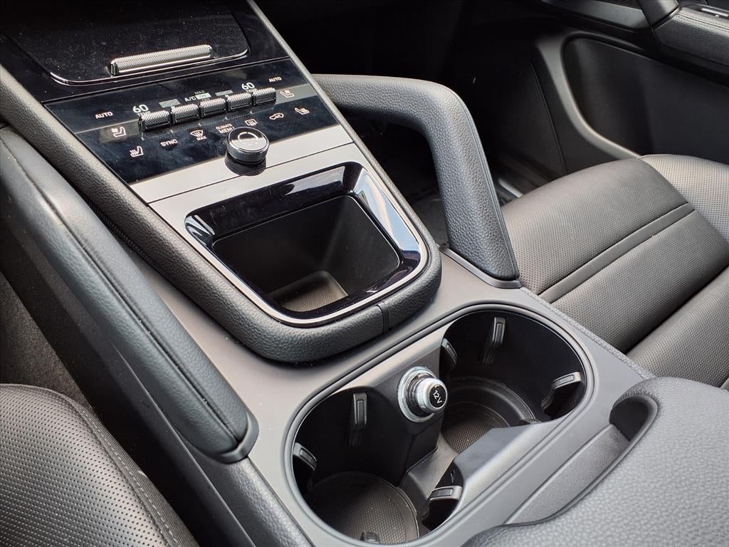 2024 Porsche Cayenne NA