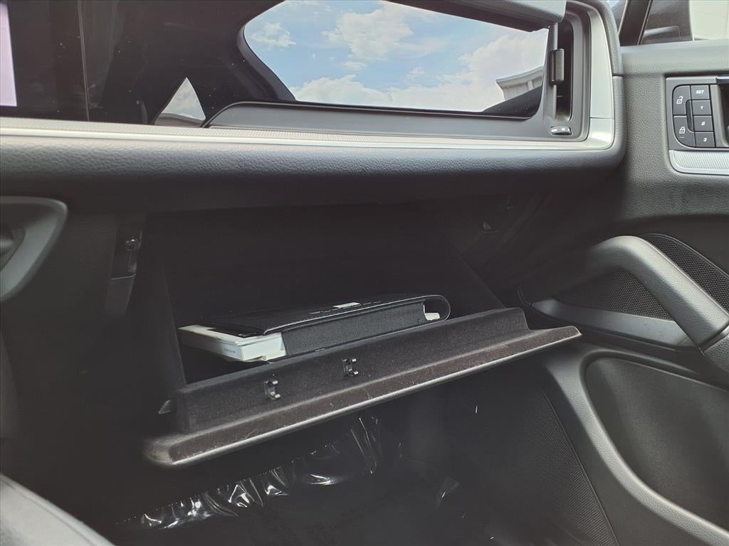 2024 Porsche Cayenne NA