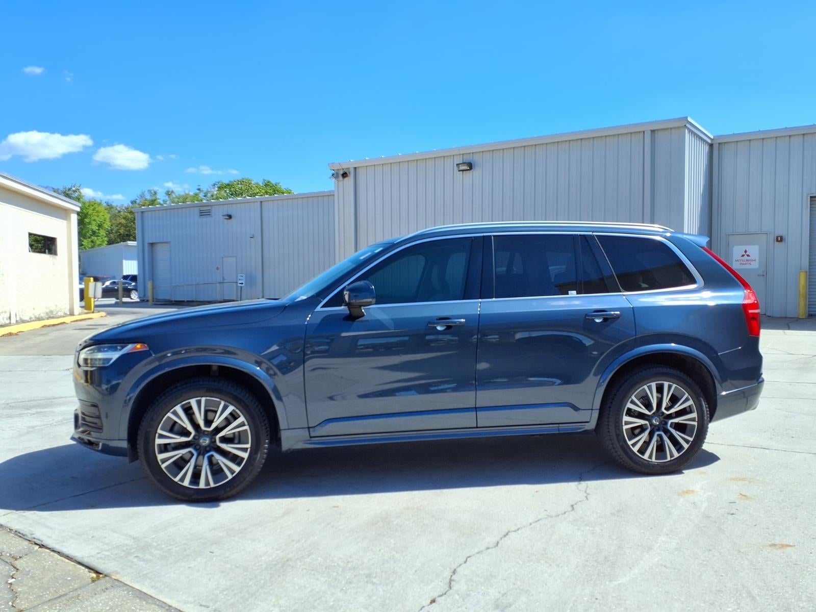 2020 Volvo XC90 Momentum