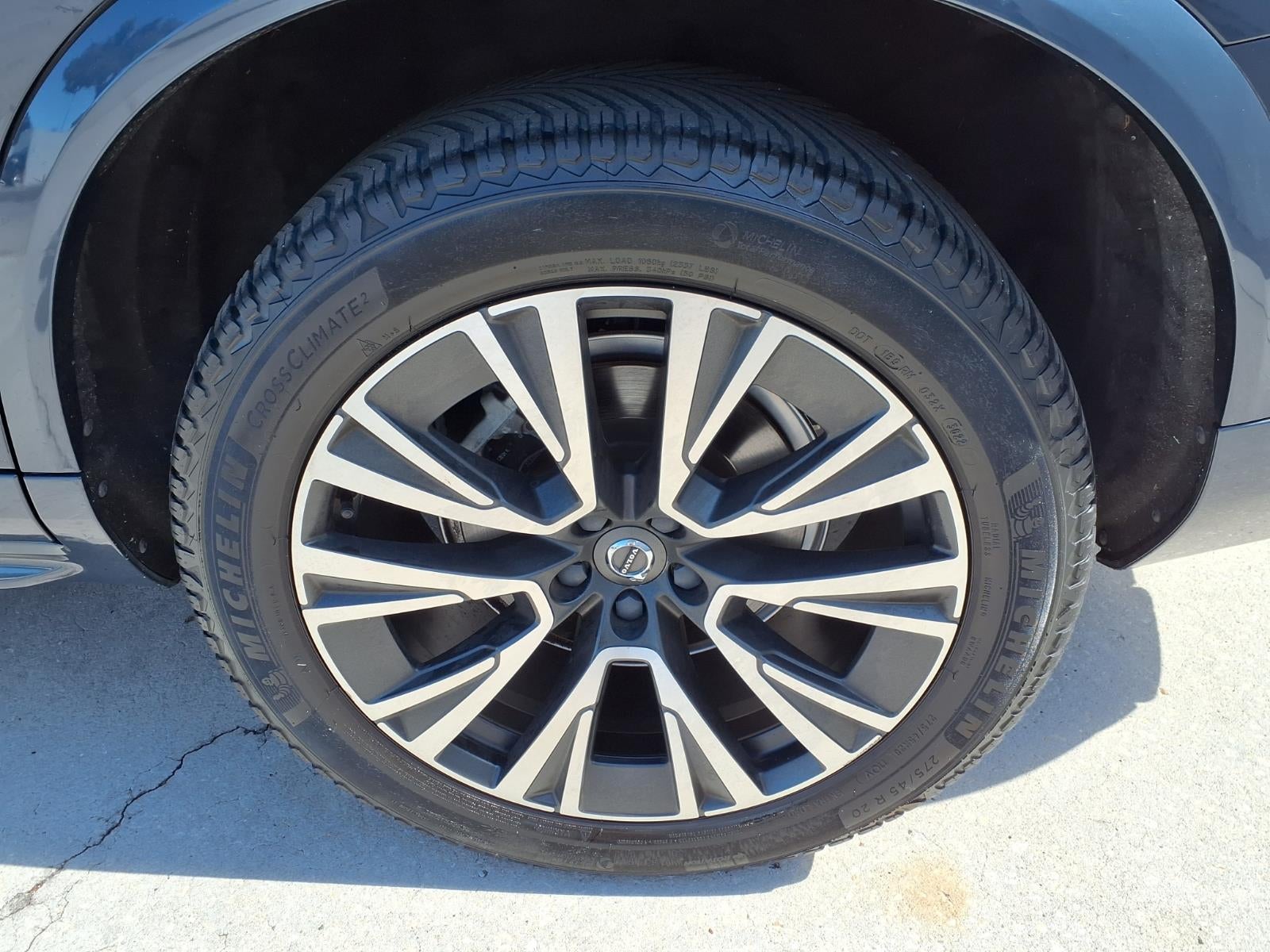 2020 Volvo XC90 Momentum