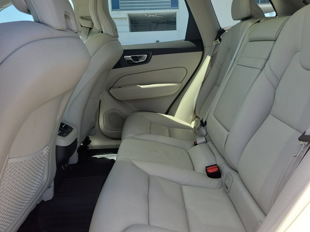 2020 Volvo XC60 Inscription