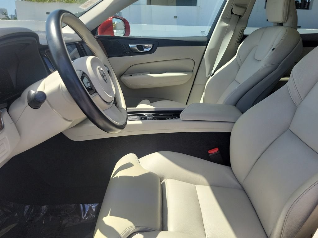 2020 Volvo XC60 Inscription
