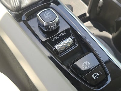 2020 Volvo XC60 Inscription