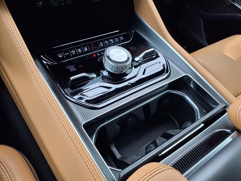 2025 Jeep Grand Wagoneer Series III