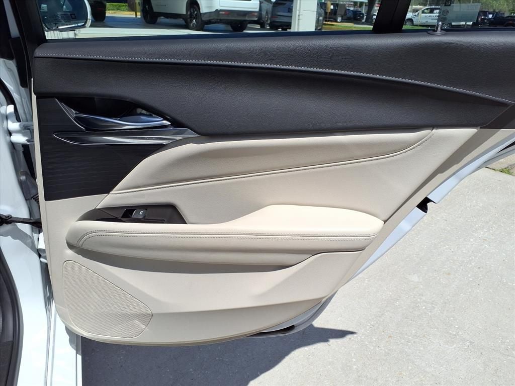 2023 Cadillac CT4 Premium Luxury