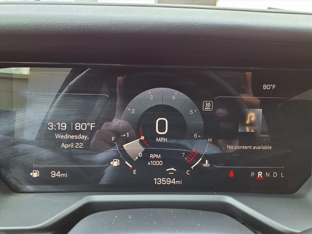 2025 GMC Acadia Elevation