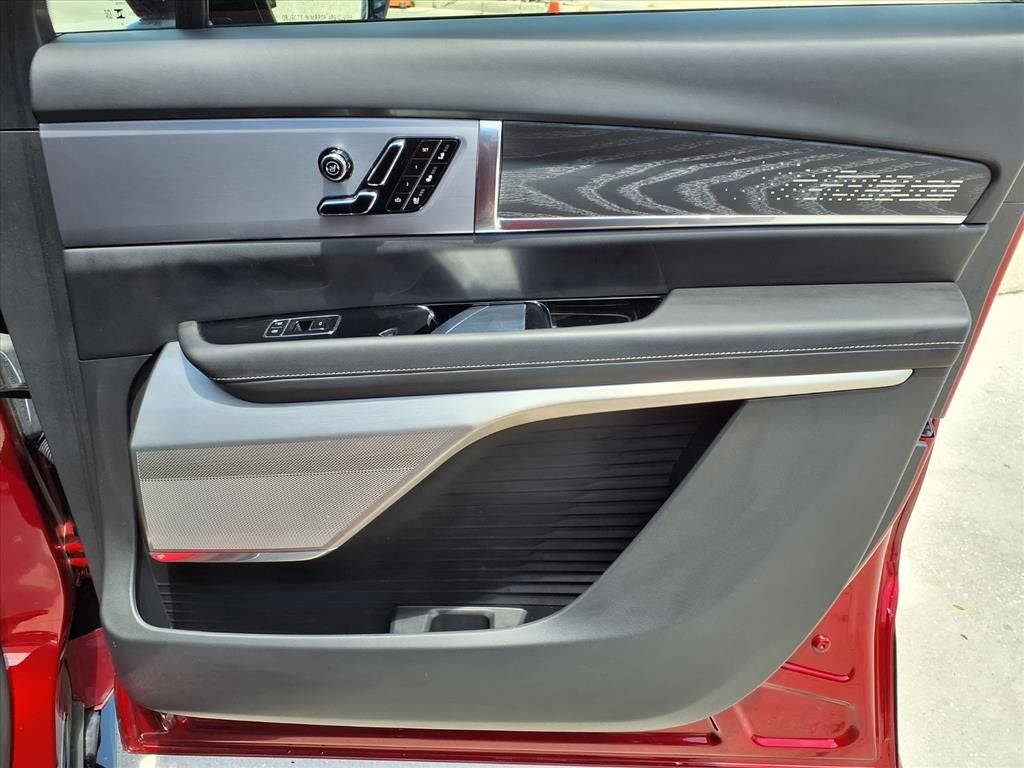 2026 Cadillac VISTIQ Platinum