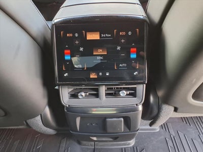 2026 Cadillac VISTIQ Platinum