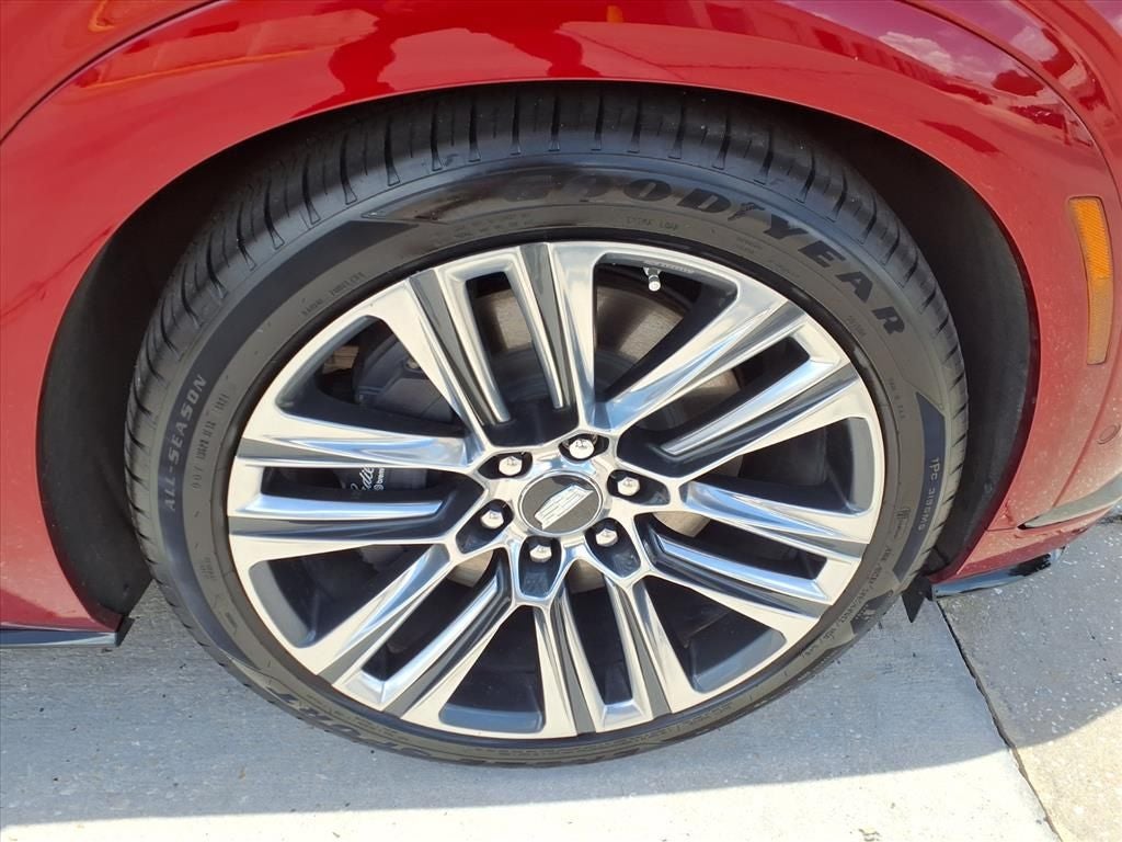 2026 Cadillac VISTIQ Platinum
