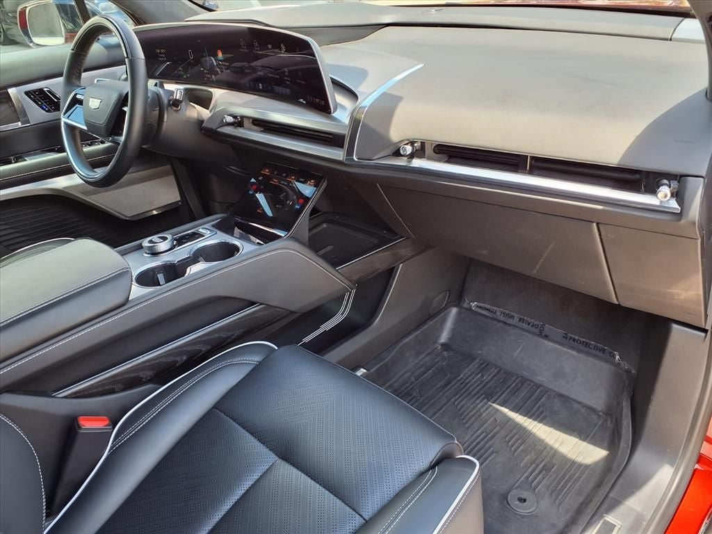2026 Cadillac VISTIQ Platinum