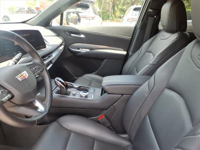 2025 Cadillac XT4 Premium Luxury