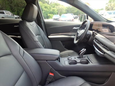 2025 Cadillac XT4 Premium Luxury