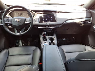 2023 Cadillac XT4 Premium Luxury