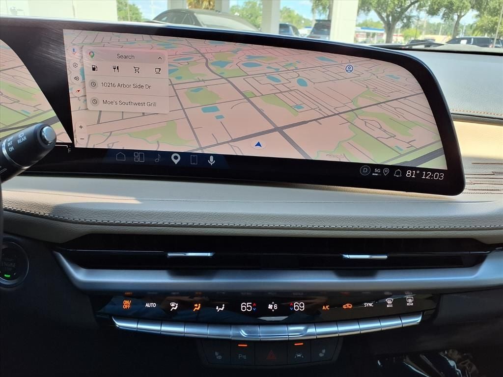 2025 Cadillac XT4 Premium Luxury