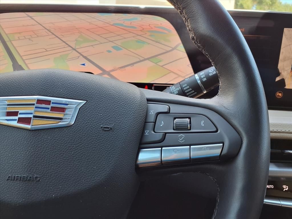 2025 Cadillac XT4 Premium Luxury