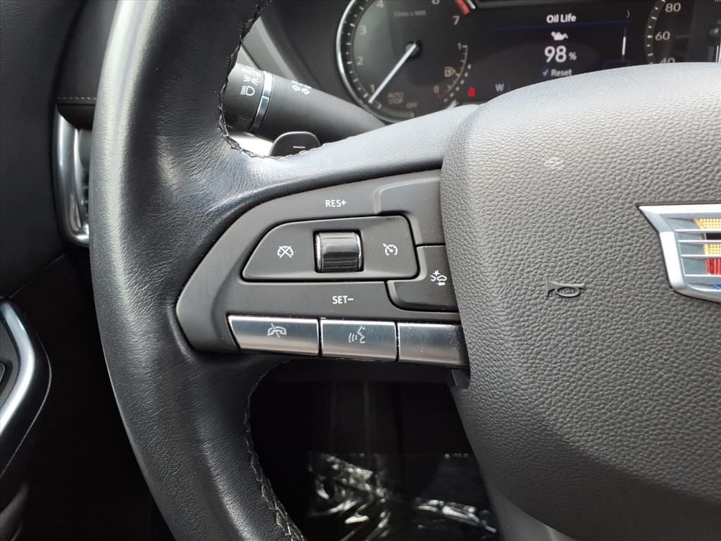2022 Cadillac XT4 Premium Luxury