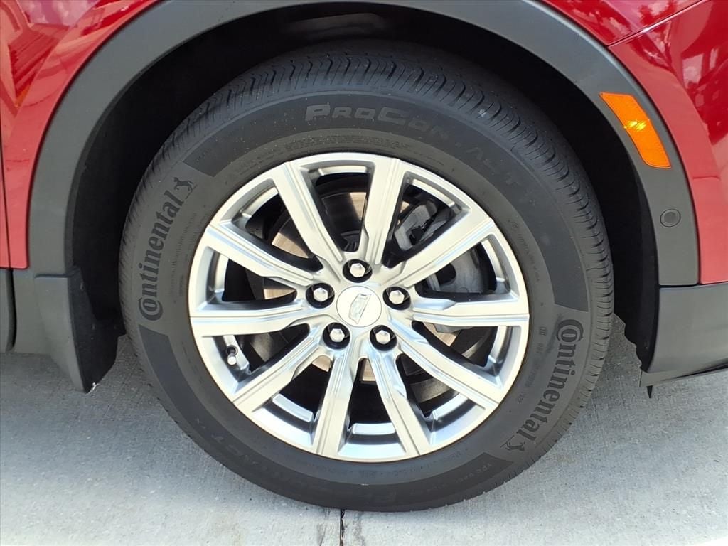 2022 Cadillac XT4 Premium Luxury