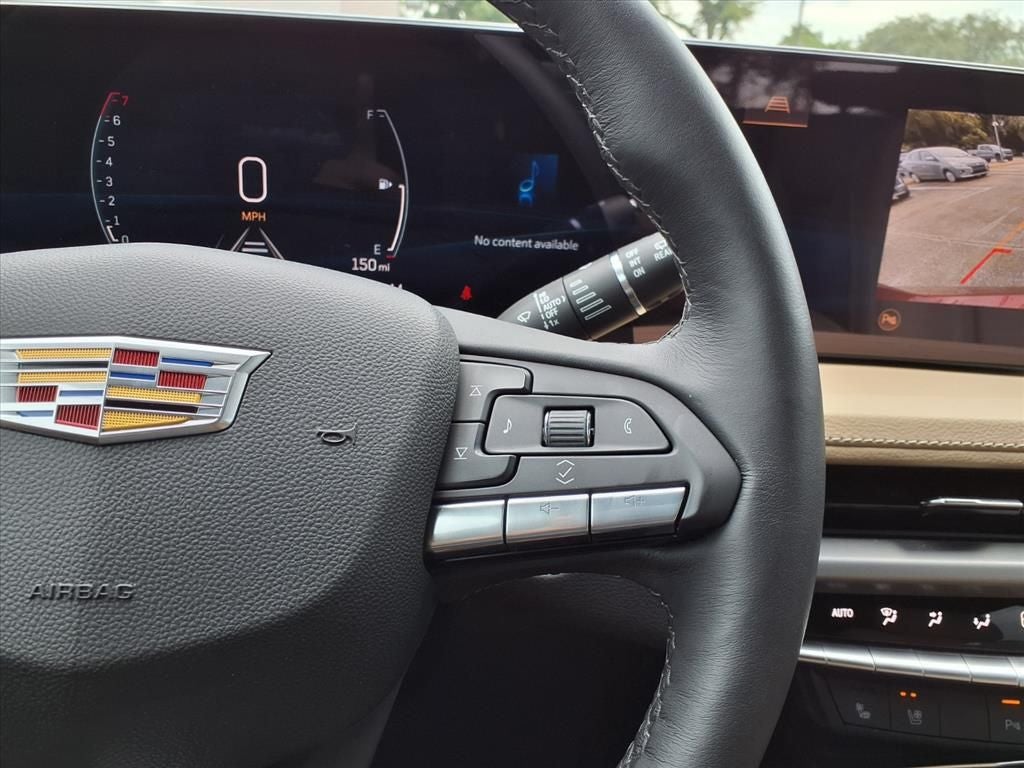 2024 Cadillac XT4 Premium Luxury