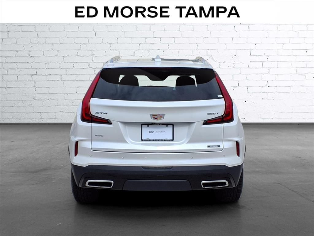 2024 Cadillac XT4 Premium Luxury
