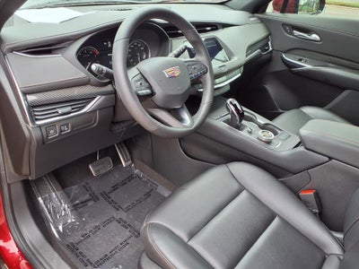 2023 Cadillac XT4 Sport