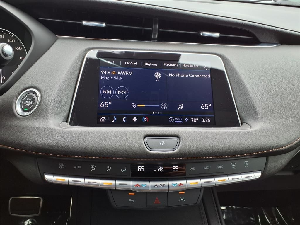 2023 Cadillac XT4 Sport