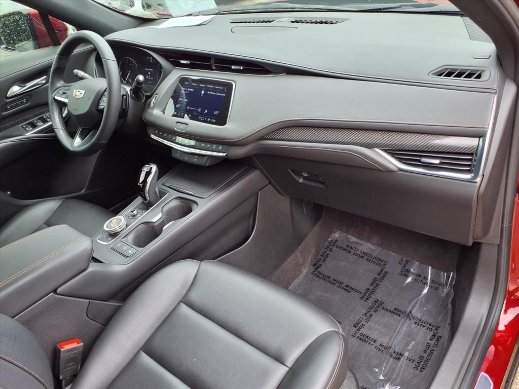 2023 Cadillac XT4 Sport