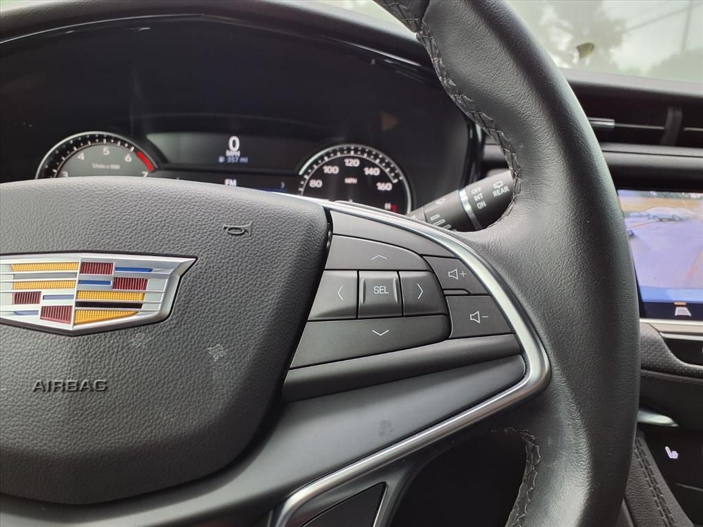 2023 Cadillac XT5 Luxury