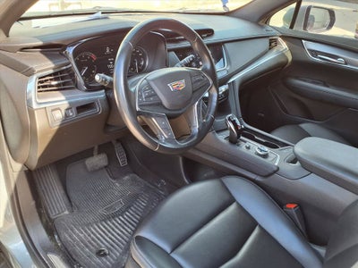 2023 Cadillac XT5 Luxury