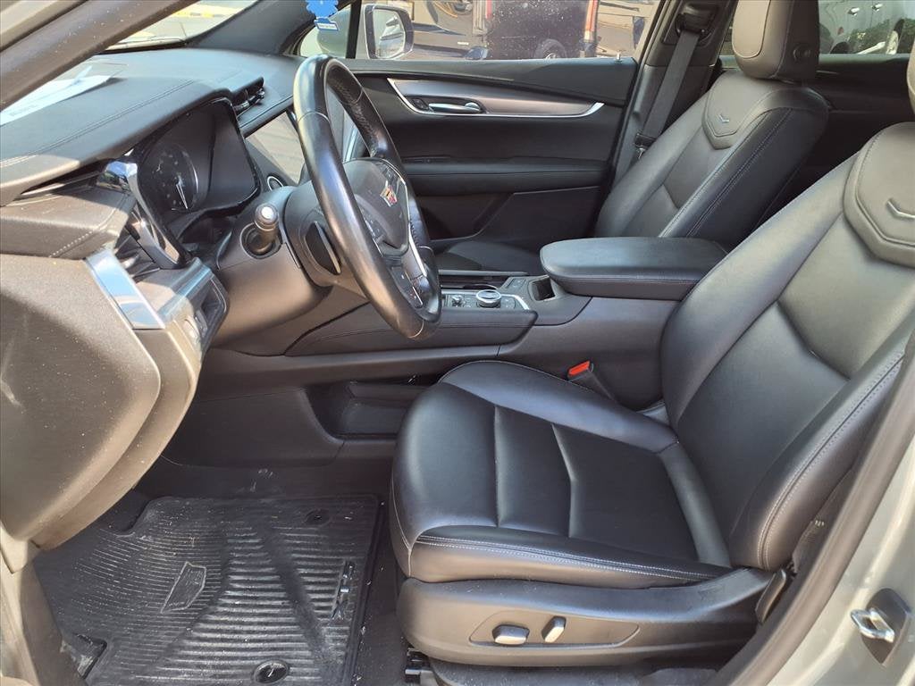 2023 Cadillac XT5 Luxury