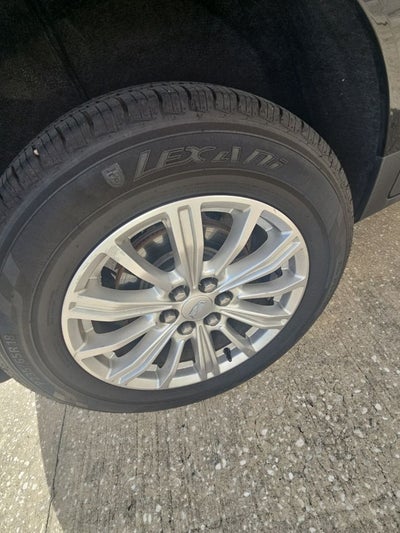 2018 Cadillac XT5 Base