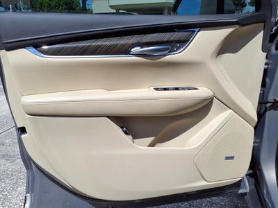 2019 Cadillac XT5 Base
