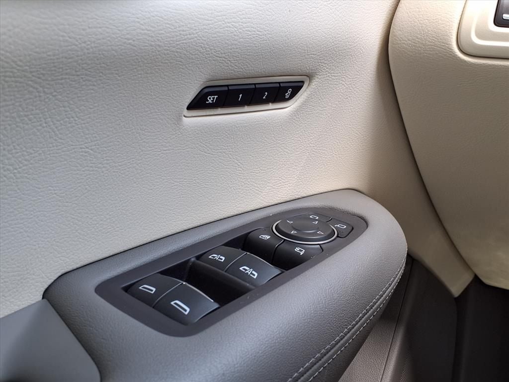 2020 Cadillac XT5 Premium Luxury