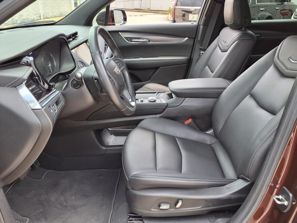 2023 Cadillac XT6 Luxury