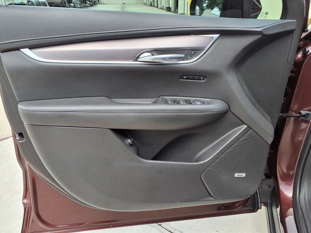 2023 Cadillac XT6 Luxury