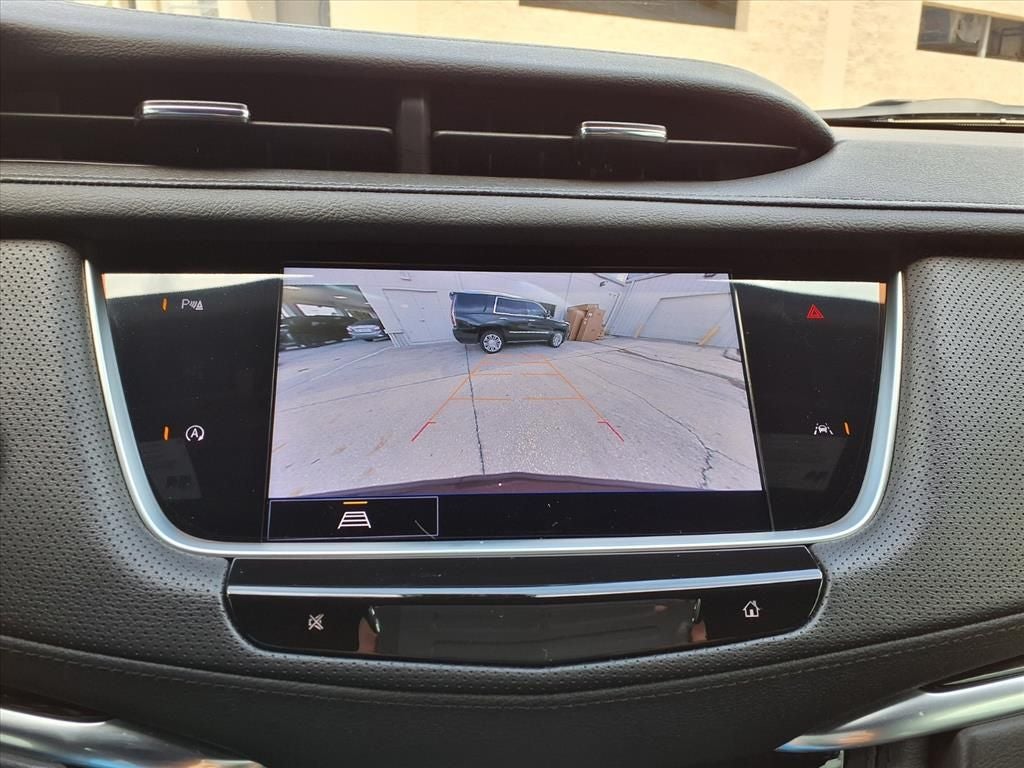 2023 Cadillac XT6 Luxury