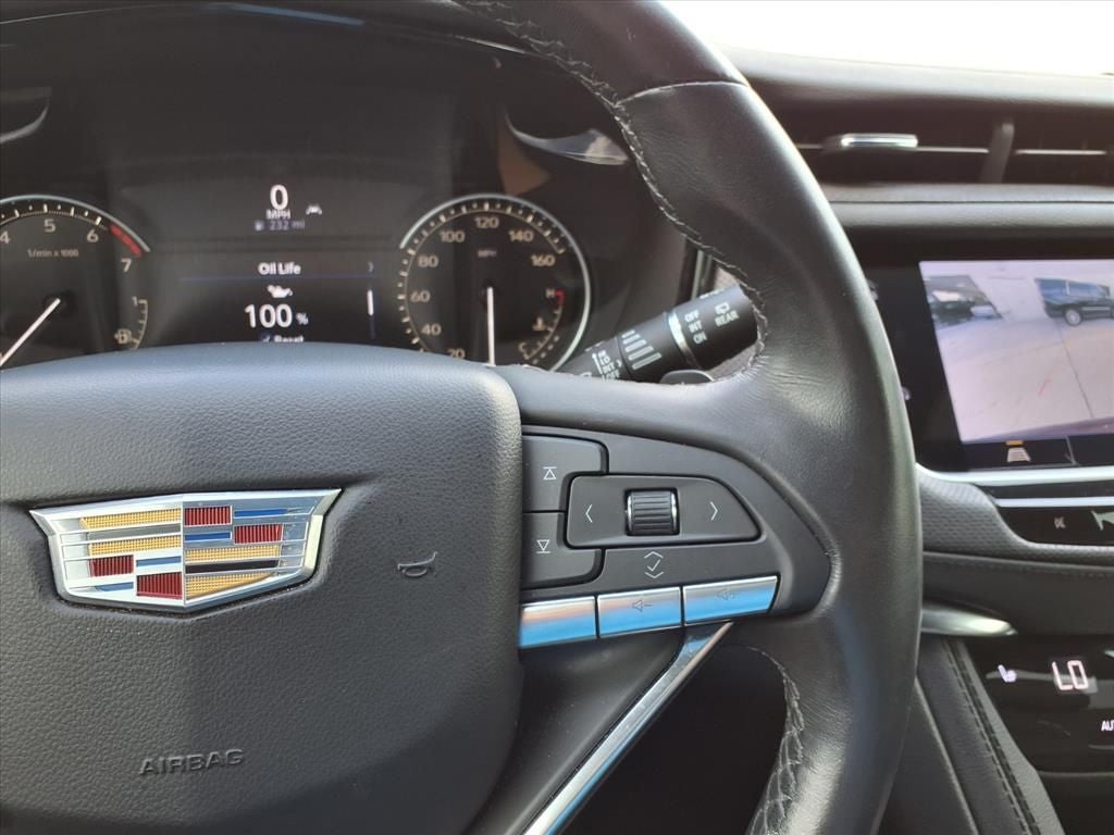 2023 Cadillac XT6 Luxury