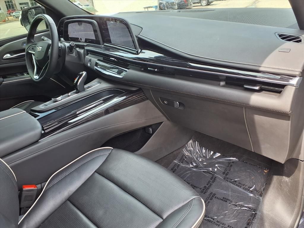 2023 Cadillac Escalade Sport