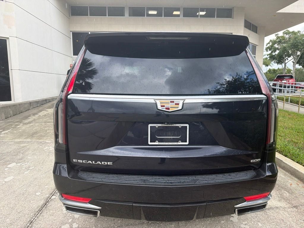 2022 Cadillac Escalade Premium Luxury