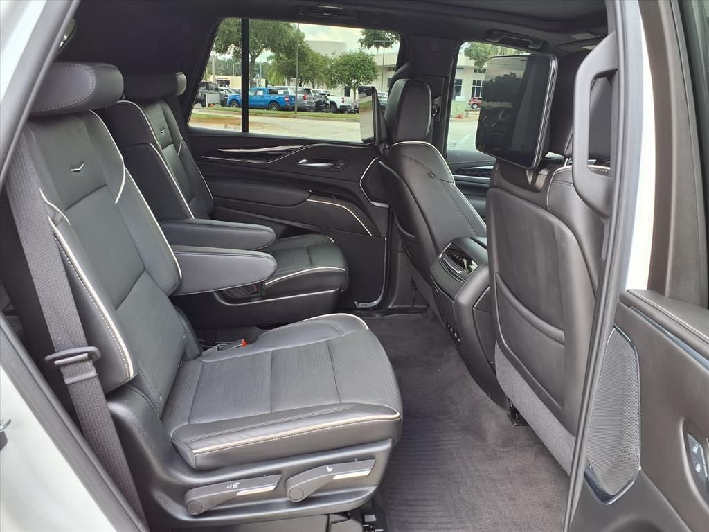 2024 Cadillac Escalade Sport